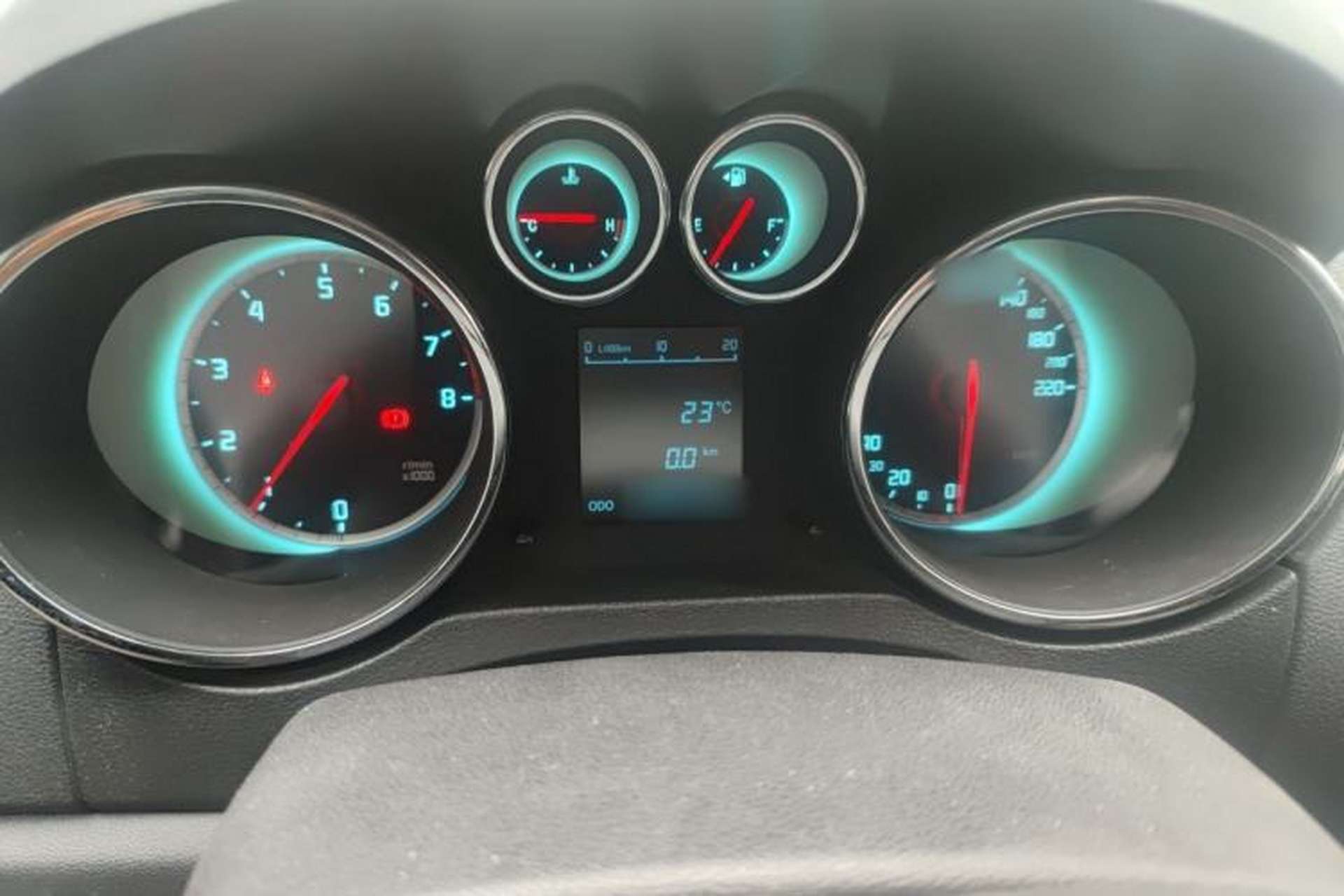 Used CHANGAN CS35 2014 1.6L Manual Luxury Model China IV Standard Instrument Cluster