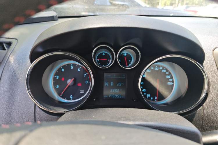 Used CHANGAN CS35 2014 1.6L Automatic Luxury Model China V Standard Instrument Cluster