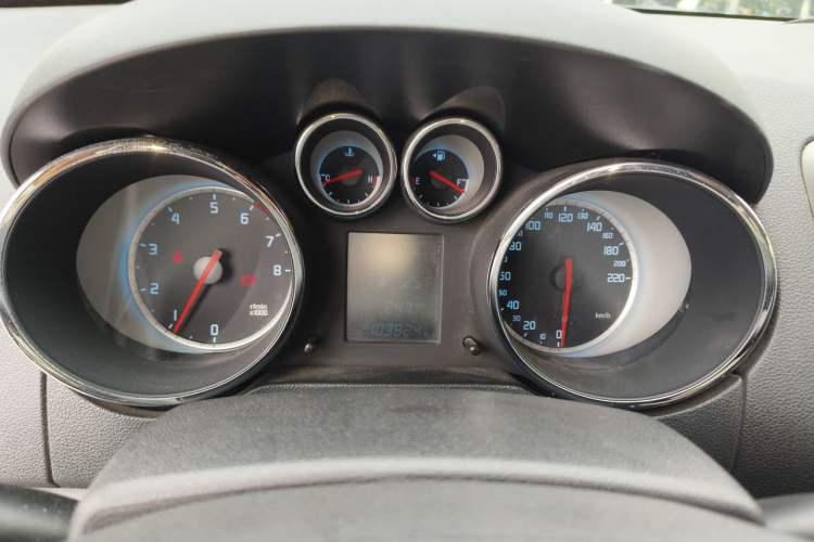 Used CHANGAN CS35 2014 1.6L Manual Luxury Model China IV Standard Instrument Cluster