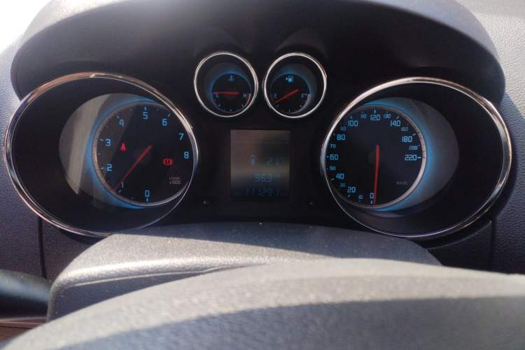 Used CHANGAN CS35 2014 1.6L Manual Luxury Model China V Standard Instrument Cluster