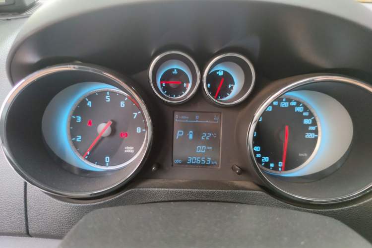 Used CHANGAN CS35 2014 1.6L Automatic Luxury Model China IV Standard Instrument Cluster