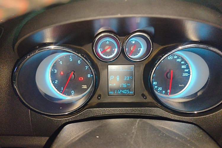 Used CHANGAN CS35 2014 1.6L Automatic Luxury Model China IV Standard Instrument Cluster
