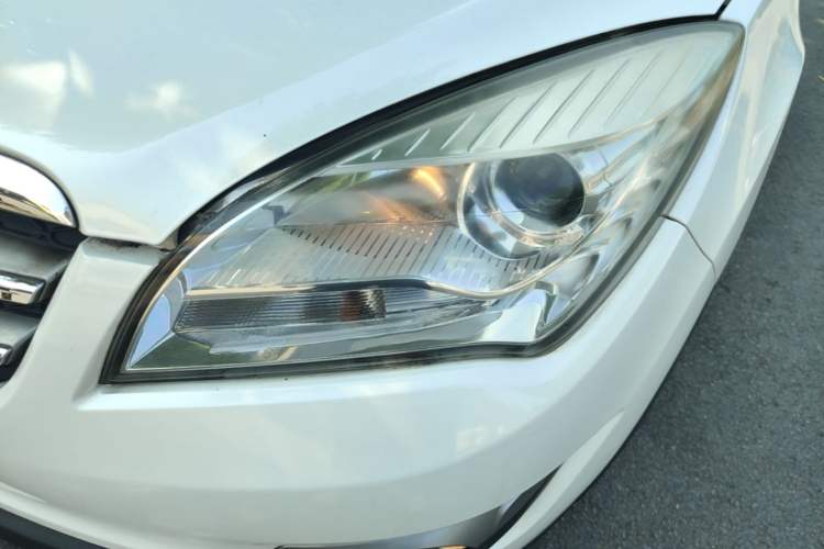 Used CHANGAN CS35 2014 1.6L Automatic Luxury Model China IV Standard Left Front Headlight