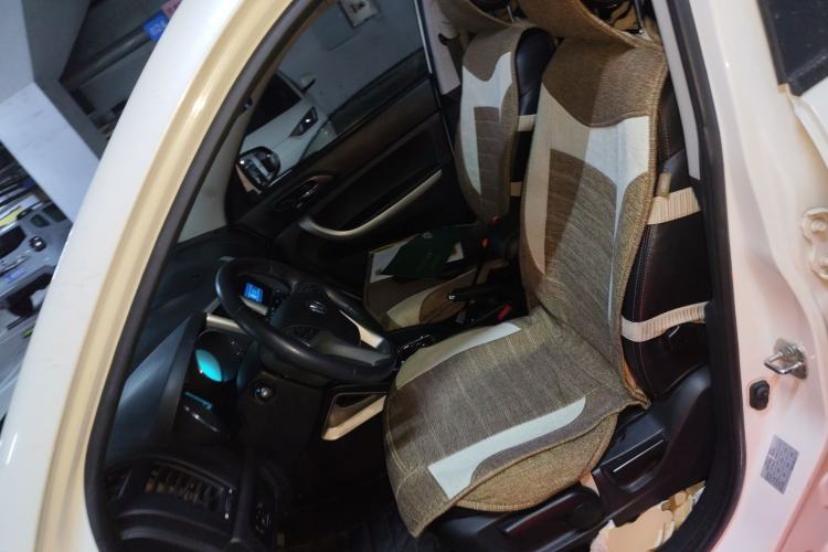Used CHANGAN CS35 2014 1.6L Automatic Luxury Model China IV Standard Left Front Seat