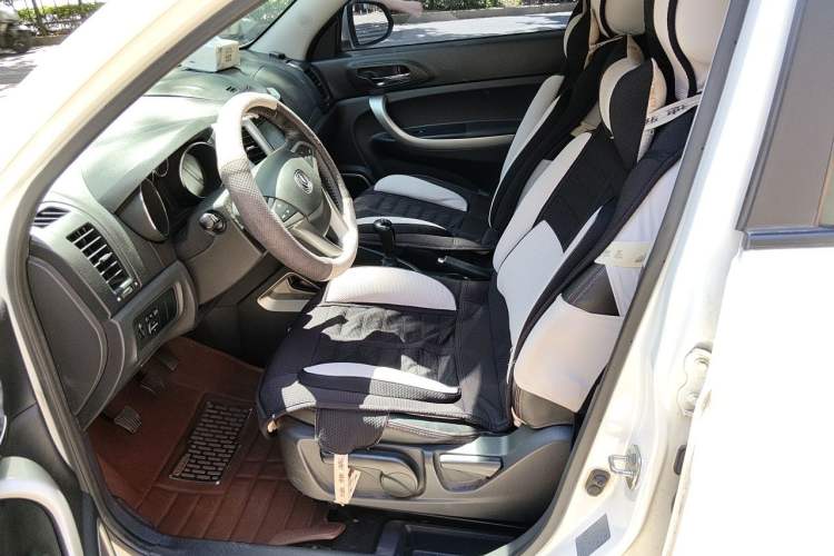 Used CHANGAN CS35 2014 1.6L Manual Luxury Model China IV Standard Left Front Seat