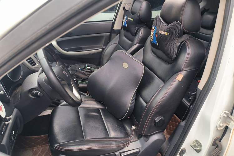 Used CHANGAN CS35 2014 1.6L Manual Luxury Model China IV Standard Left Front Seat