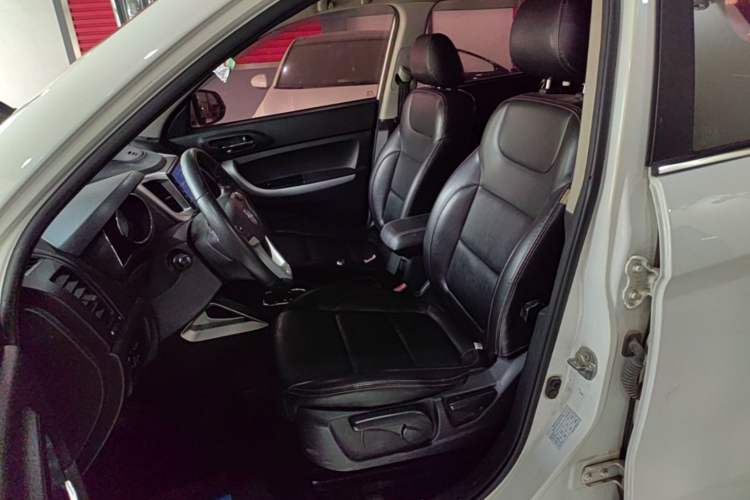 Used CHANGAN CS35 2014 1.6L Automatic Luxury Model China IV Standard Left Front Seat