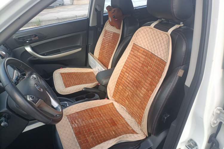 Used CHANGAN CS35 2014 1.6L Automatic Luxury Model China IV Standard Left Front Seat