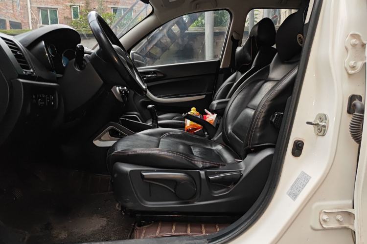 Used CHANGAN CS35 2014 1.6L Manual Luxury Model China IV Standard Left Front Seat