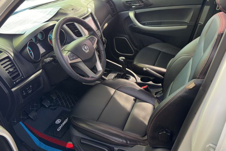 Used CHANGAN CS35 2014 1.6L Manual Luxury Model China IV Standard Left Front Seat