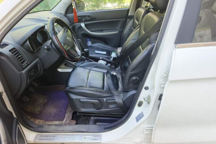 Used CHANGAN CS35 2014 1.6L Manual Luxury Model China IV Standard Left Front Seat
