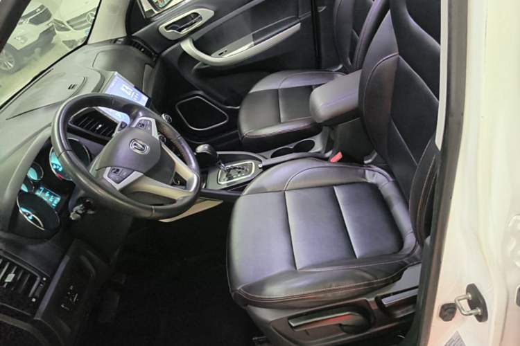 Used CHANGAN CS35 2014 1.6L Automatic Luxury Model China IV Standard Left Front Seat