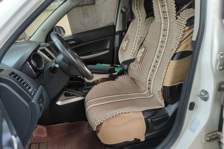 Used CHANGAN CS35 2014 1.6L Automatic Luxury Model China IV Standard Left Front Seat