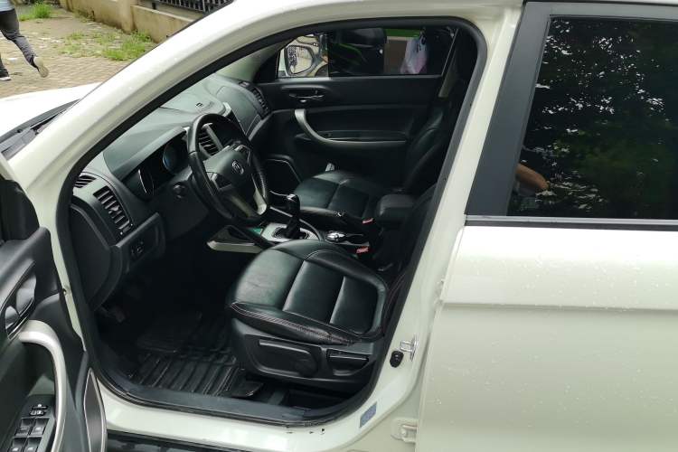 Used CHANGAN CS35 2014 1.6L Manual Luxury Model China V Standard Left Front Seat