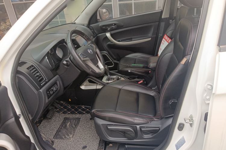 Used CHANGAN CS35 2014 1.6L Automatic Luxury Model China IV Standard Left Front Seat