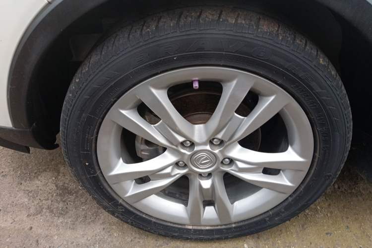 Used CHANGAN CS35 2014 1.6L Automatic Luxury Model China IV Standard Left Front Wheel Hub