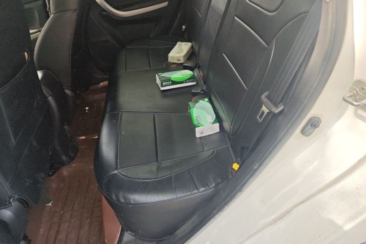 Used CHANGAN CS35 2014 1.6L Manual Luxury Model China IV Standard Left Rear Seat