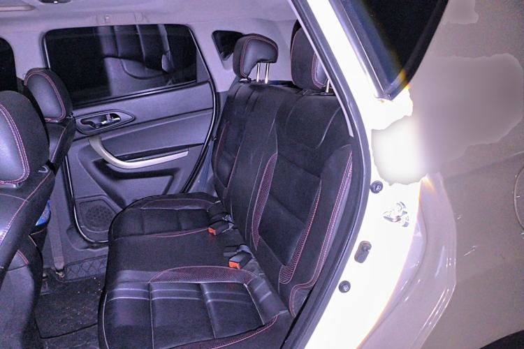 Used CHANGAN CS35 2014 1.6L Automatic Luxury Model China IV Standard Left Rear Seat