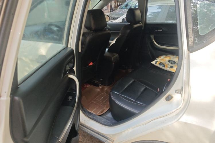 Used CHANGAN CS35 2014 1.6L Manual Luxury Model China IV Standard Left Rear Seat
