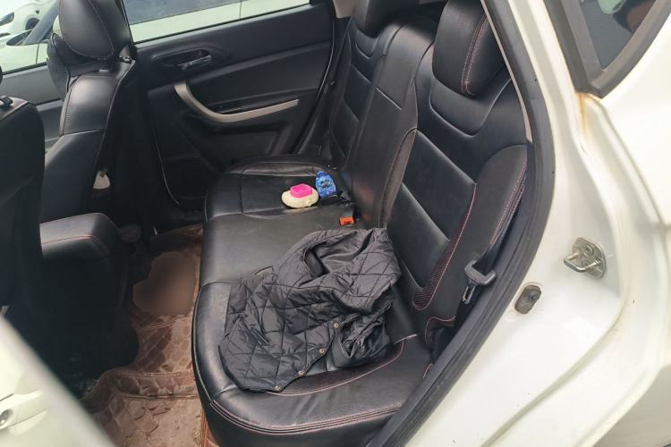 Used CHANGAN CS35 2014 1.6L Manual Luxury Model China IV Standard Left Rear Seat