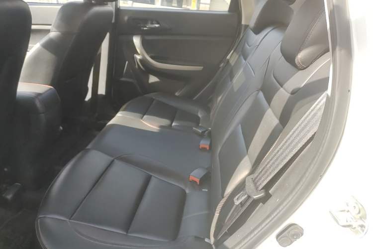 Used CHANGAN CS35 2014 1.6L Manual Luxury Model China IV Standard Left Rear Seat