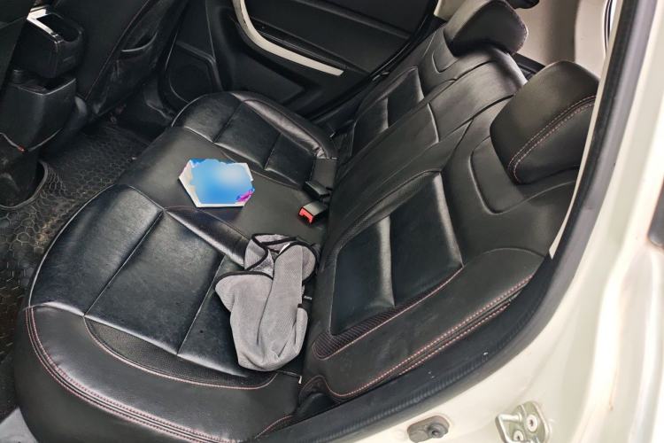 Used CHANGAN CS35 2014 1.6L Manual Luxury Model China IV Standard Left Rear Seat