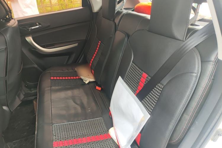 Used CHANGAN CS35 2014 1.6L Manual Luxury Model China IV Standard Left Rear Seat