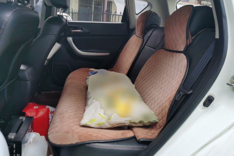 Used CHANGAN CS35 2014 1.6L Manual Luxury Model China V Standard Left Rear Seat
