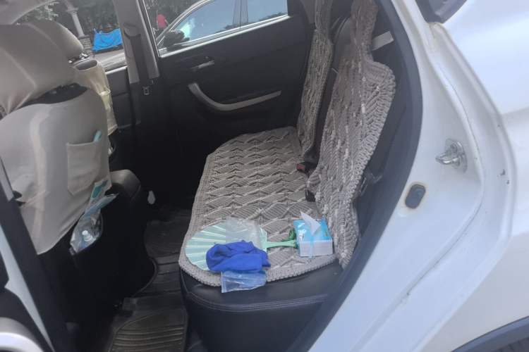 Used CHANGAN CS35 2014 1.6L Manual Luxury Model China IV Standard Left Rear Seat