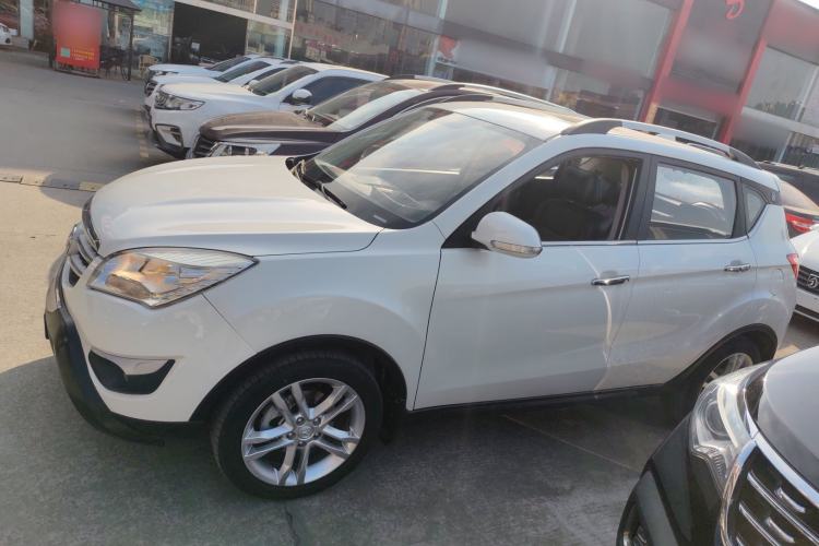 Used CHANGAN CS35 2014 1.6L Automatic Luxury Model China IV Standard Left Side