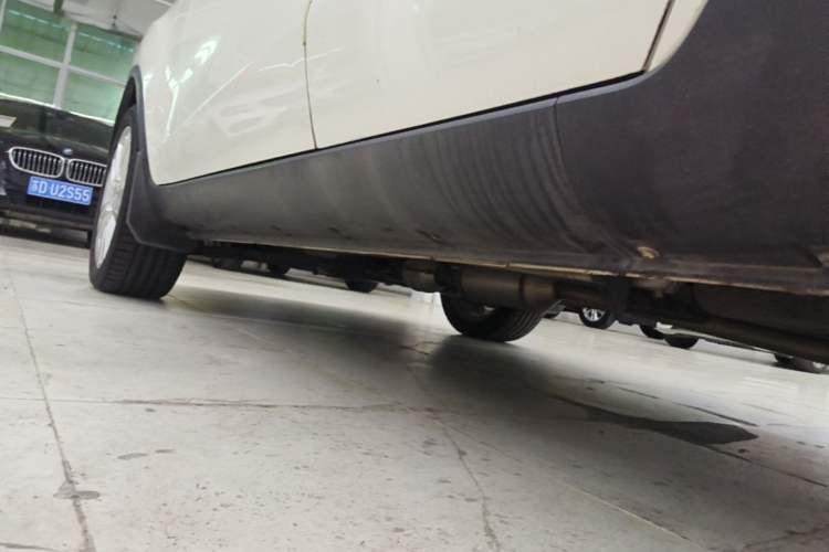 Used CHANGAN CS35 2014 1.6L Automatic Luxury Model China IV Standard Left Side Sill
