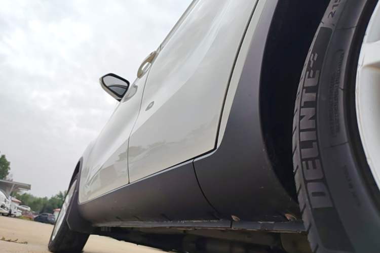 Used CHANGAN CS35 2014 1.6L Manual Luxury Model China IV Standard Left Side Sill