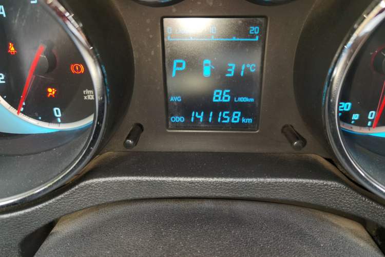Used CHANGAN CS35 2014 1.6L Automatic Luxury Model China IV Standard Odometer Close Up