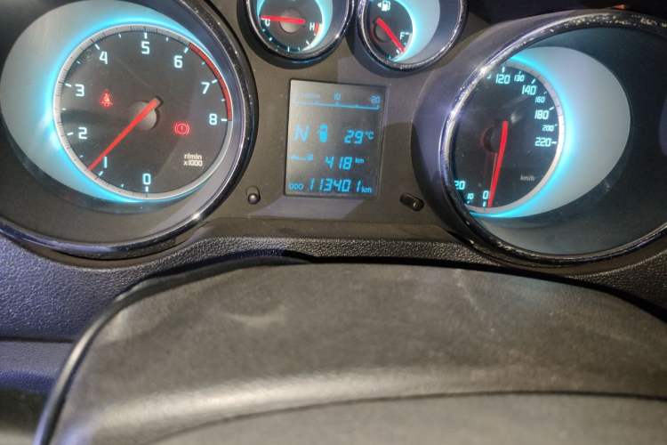Used CHANGAN CS35 2014 1.6L Automatic Luxury Navigation Model China IV Standard Odometer Close Up
