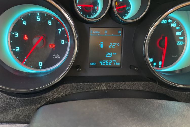 Used CHANGAN CS35 2014 1.6L Manual Luxury Model China IV Standard Odometer Close Up