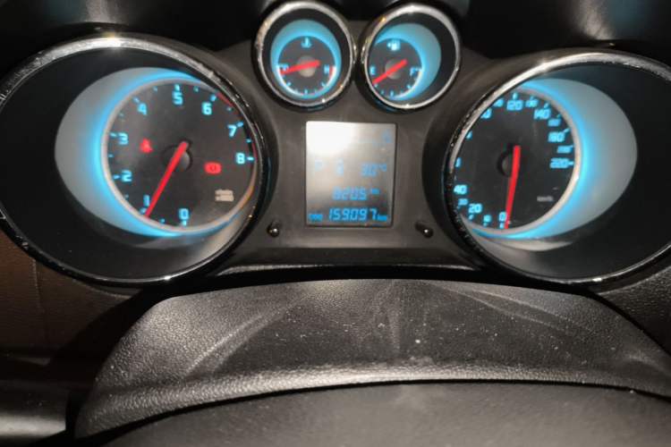 Used CHANGAN CS35 2014 1.6L Automatic Luxury Model China IV Standard Odometer Close Up