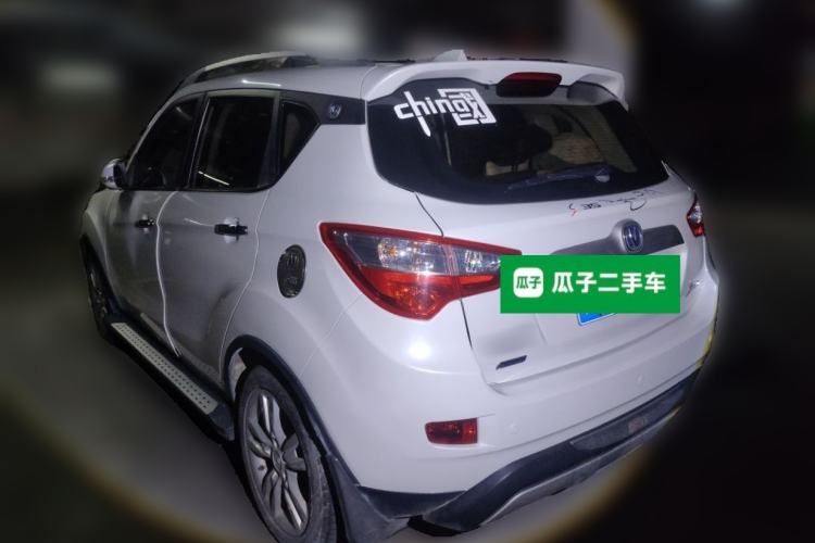 Used CHANGAN CS35 2014 1.6L Automatic Luxury Navigation Model China IV Standard Rear