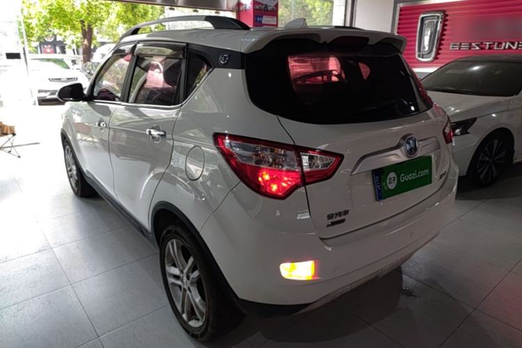 Used CHANGAN CS35 2014 1.6L Automatic Luxury Model China IV Standard Rear Left 45 Deg