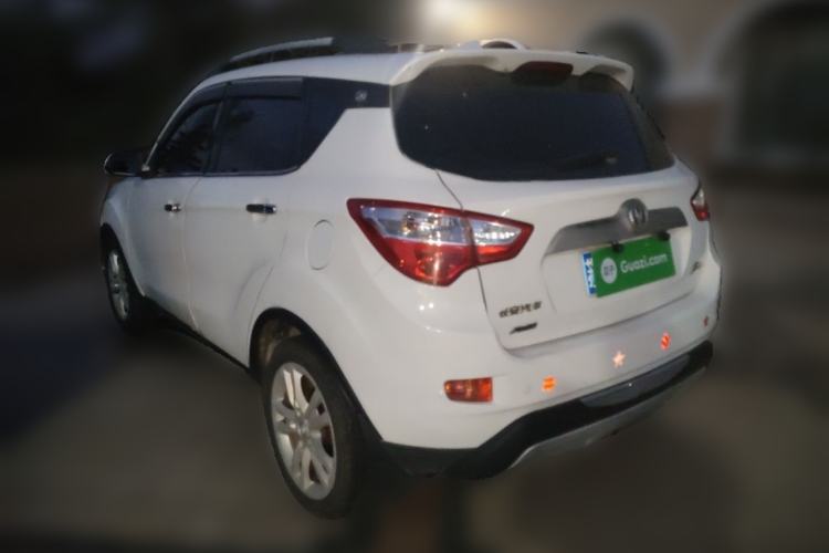 Used CHANGAN CS35 2014 1.6L Automatic Luxury Model China IV Standard Rear Left 45 Deg