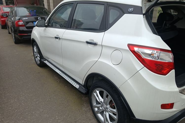 Used CHANGAN CS35 2014 1.6L Automatic Luxury Model China IV Standard Rear Left 45 Deg