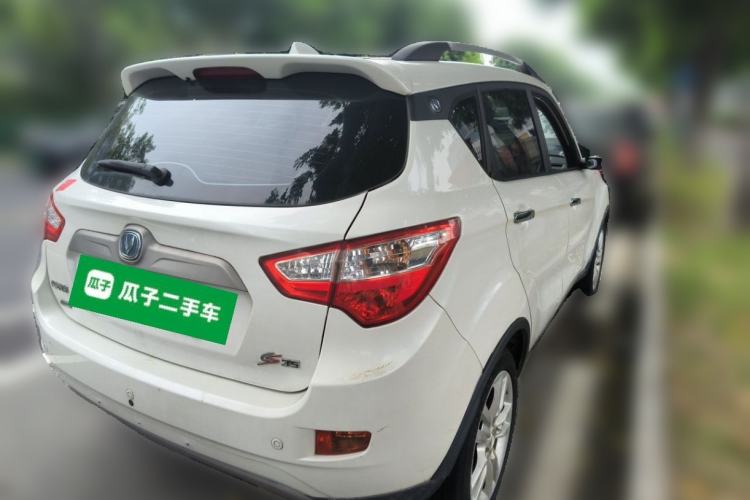 Used CHANGAN CS35 2014 1.6L Automatic Luxury Model China IV Standard Rear Right 45 Deg
