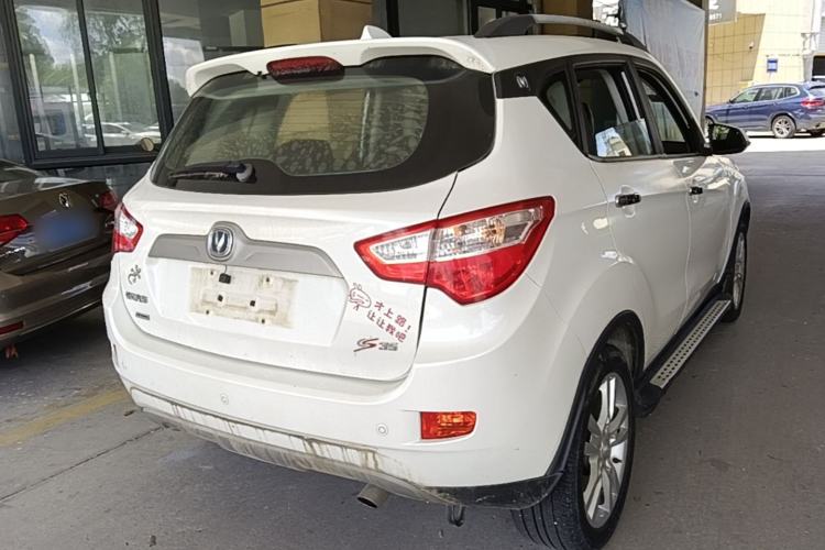 Used CHANGAN CS35 2014 1.6L Automatic Luxury Model China IV Standard Rear Right 45 Deg