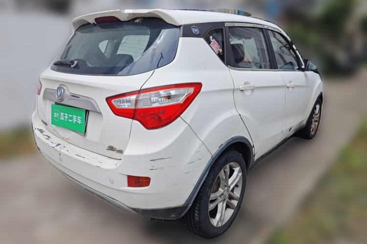 Used CHANGAN CS35 2014 1.6L Manual Luxury Model China IV Standard Rear Right 45 Deg