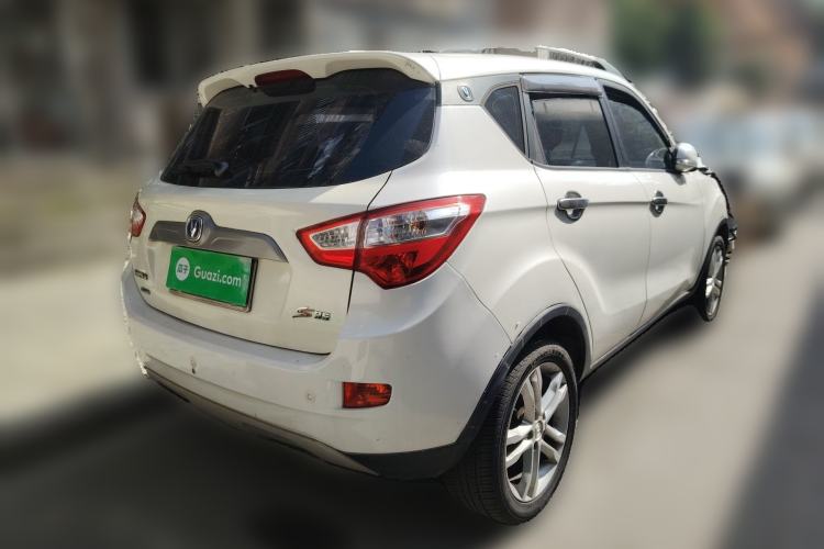 Used CHANGAN CS35 2014 1.6L Manual Luxury Model China IV Standard Rear Right 45 Deg