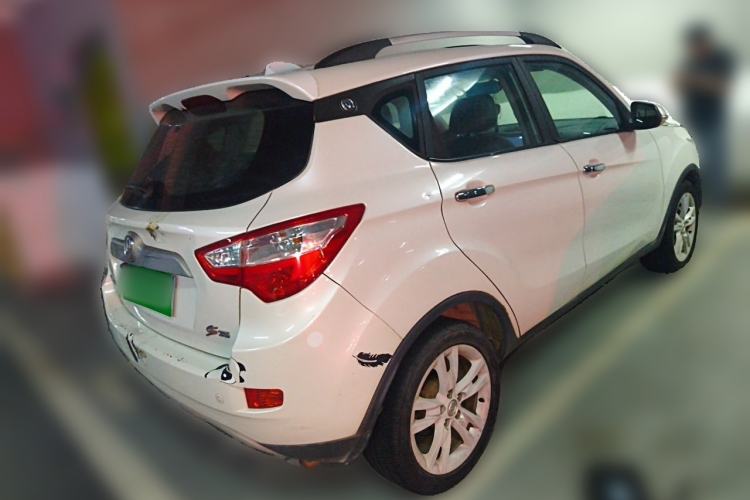 Used CHANGAN CS35 2014 1.6L Automatic Luxury Model China IV Standard Rear Right 45 Deg
