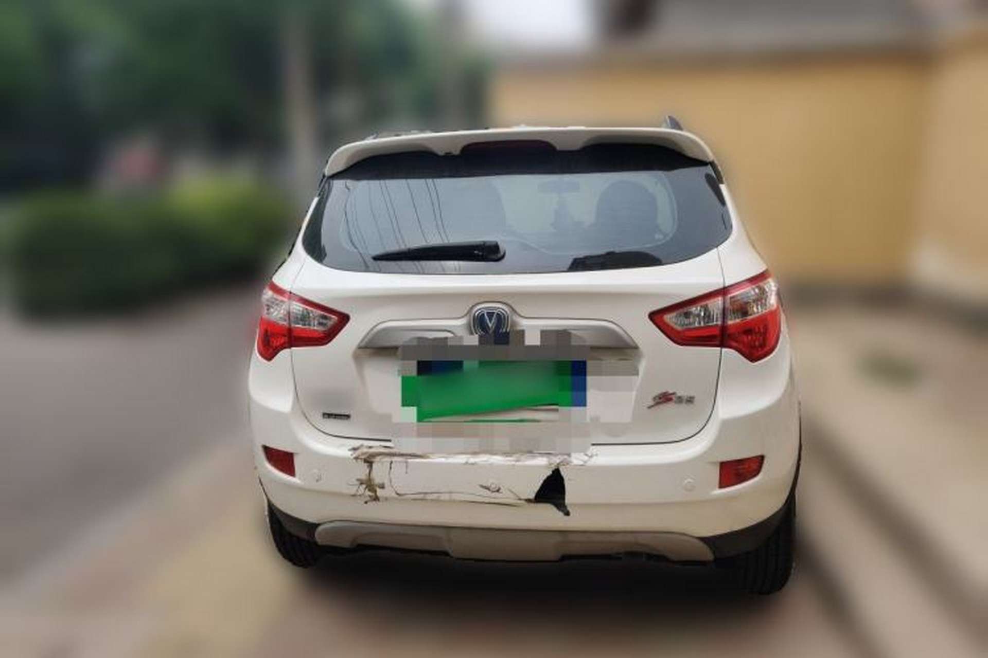 Used CHANGAN CS35 2014 1.6L Manual Luxury Model China IV Standard Rear