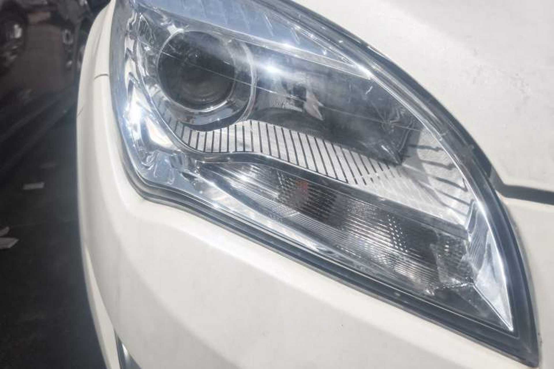 Used CHANGAN CS35 2014 1.6L Automatic Luxury Model China V Standard Right Front Headlight