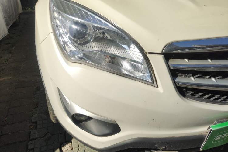 Used CHANGAN CS35 2014 1.6L Automatic Luxury Model China IV Standard Right Front Headlight
