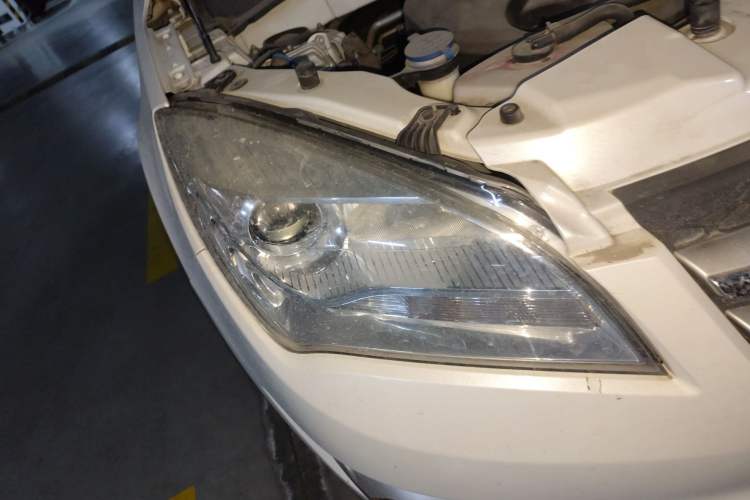 Used CHANGAN CS35 2014 1.6L Automatic Luxury Model China IV Standard Right Front Headlight