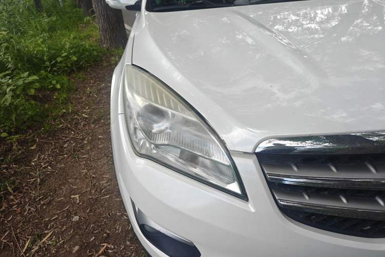 Used CHANGAN CS35 2014 1.6L Manual Luxury Model China IV Standard Right Front Headlight